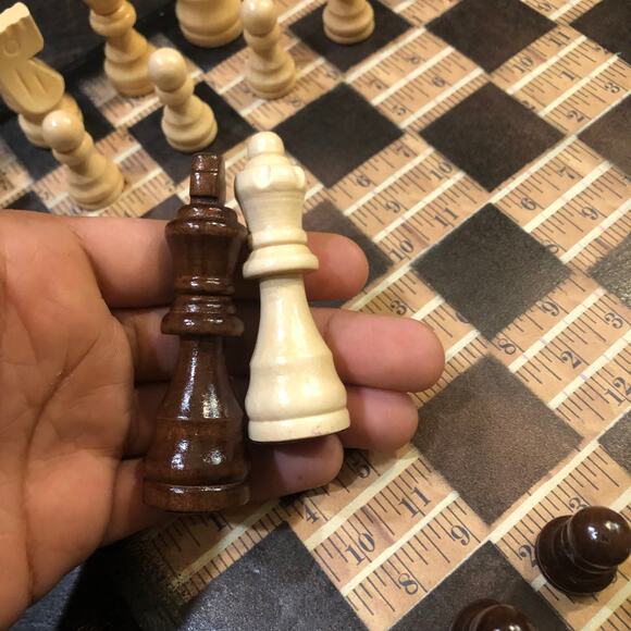 Scrapbook Chess Set - Ruler Pattern - Picture 3 of 12